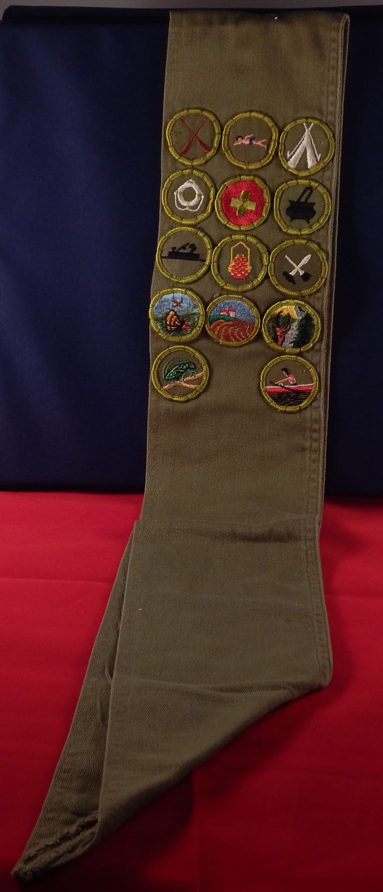 Sash Khaki 29" with 14 Khaki rolled edge merit badges