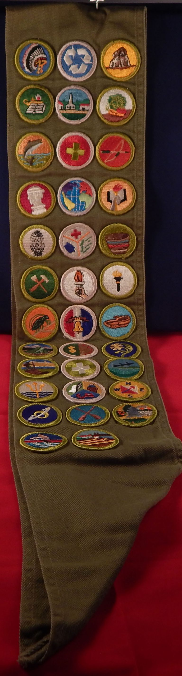 Sash Khaki 29.5" with 35 rolled edge merit badges